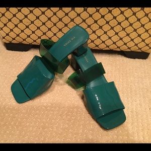 Via Spiga green leather sandals size 6